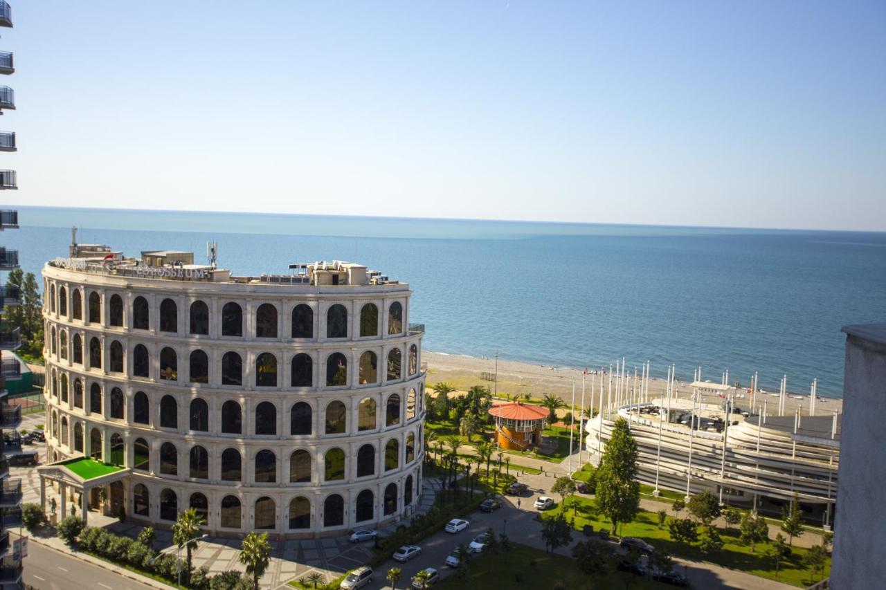 Blue Star Batumi Aparthotel Exterior photo